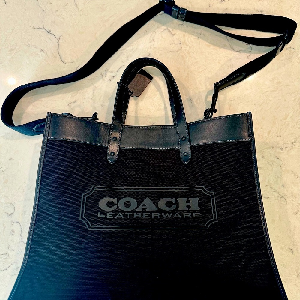 Coach Field Tote 40